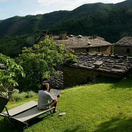 Apartahotel Village Heights Two Bedroom Cortona